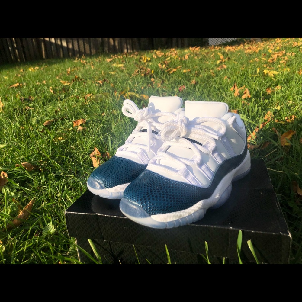Air Jordan 11 Retro Low “Snakeskin”